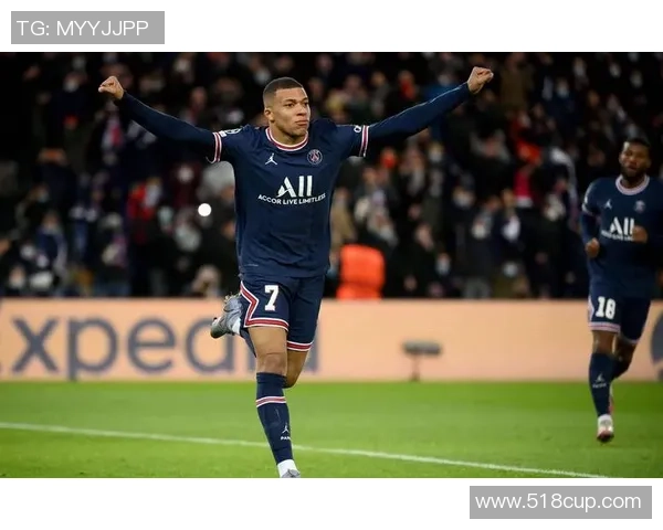 闪耀绿茵场的法国天才姆巴佩足球传奇海报墙贴激燃你的运动热情